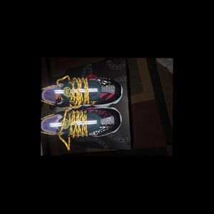 Versace chain reaction Brand new. Brooklyn